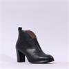 Wonders Vflex High Block Heel V Cut Boot - Black Leather